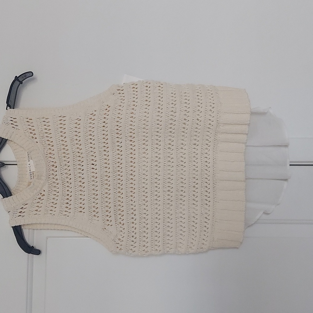 Veronica Beard Crew Neck Cropped Sweater